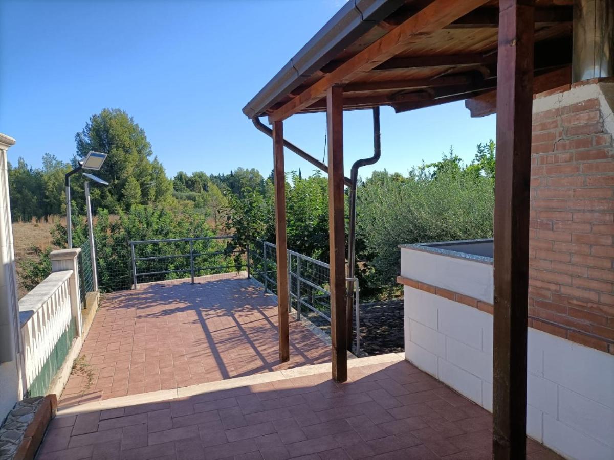La Taverna Di Angela Amendolara Exteriör bild